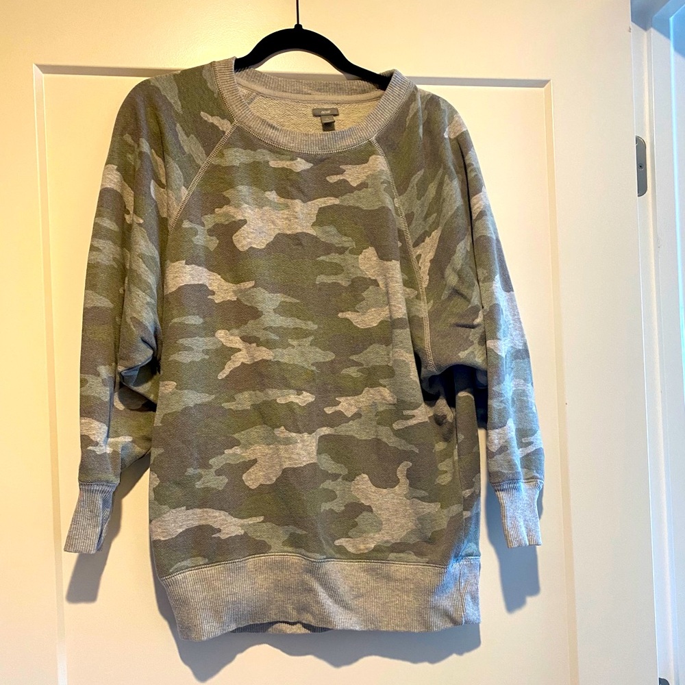 Aerie jersey sweatshirt camo
